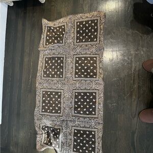 Elegant Black and White Paisley Scarf